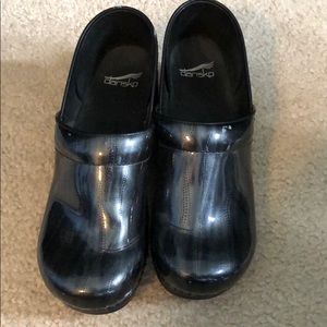 Dansko size 40